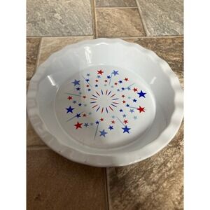 Celebrate It Patriotic Fireworks Ceramic Pie Dish 10.5 Inch Red White Blue Star
